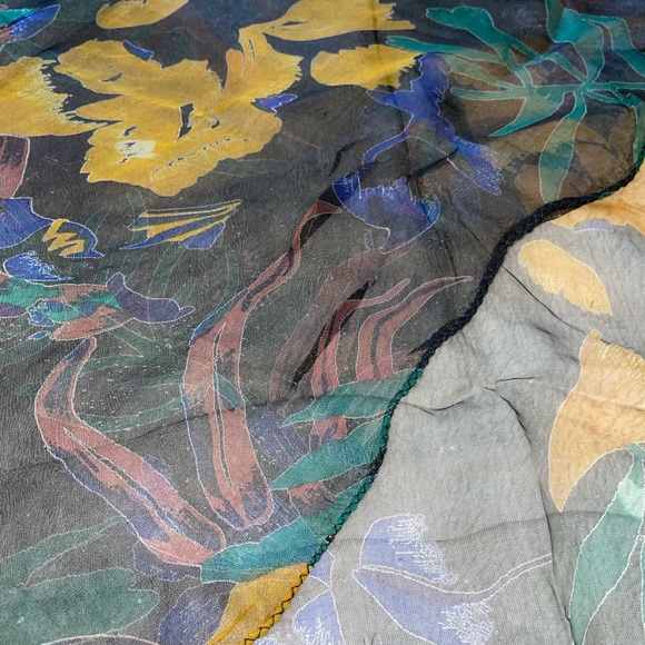 Unbranded Dark Floral Sheer Scarf - Black and Gold - Picture 2 of 3